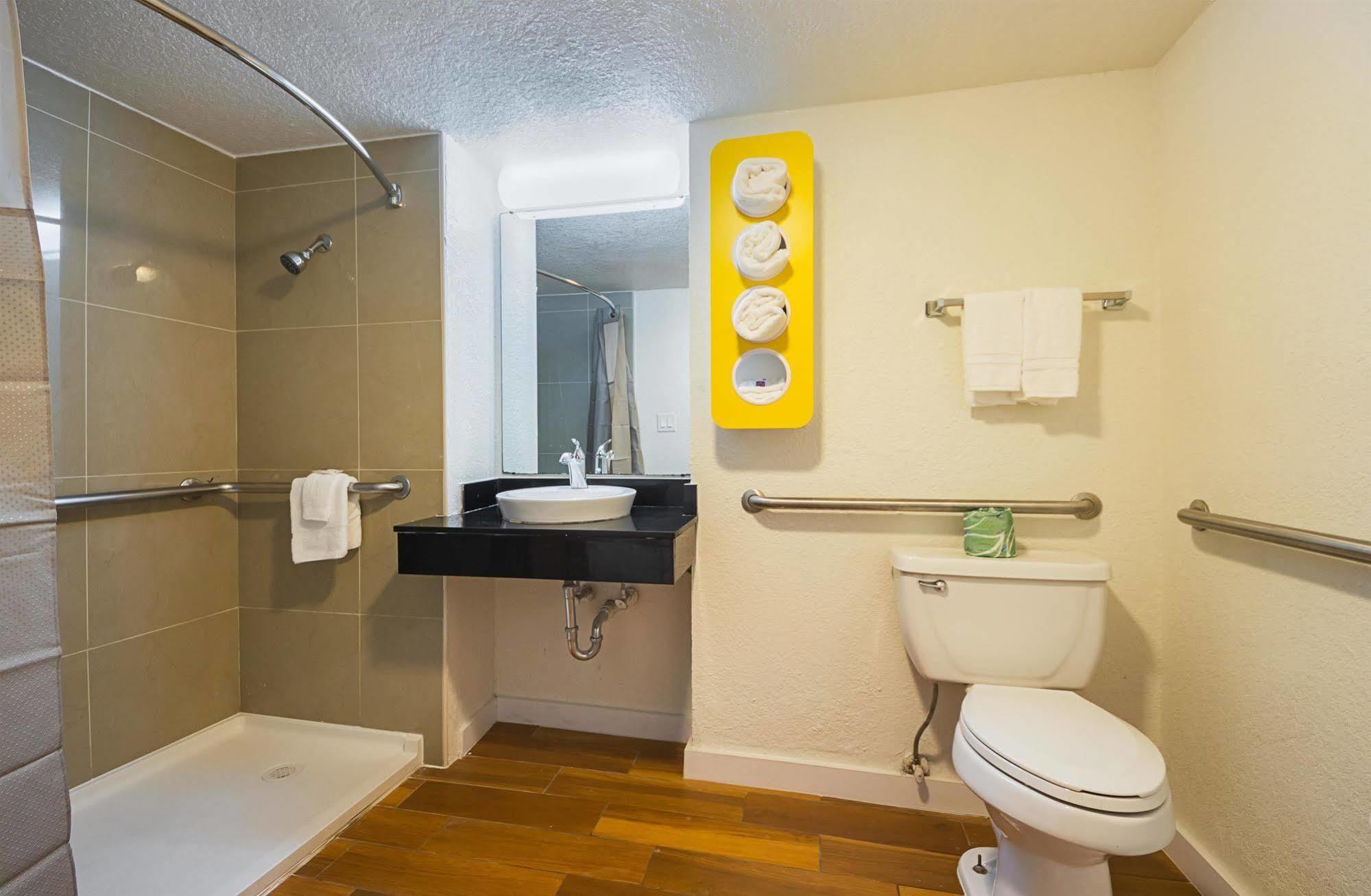 Motel 6-Garland, Tx - Northeast Dallas Экстерьер фото